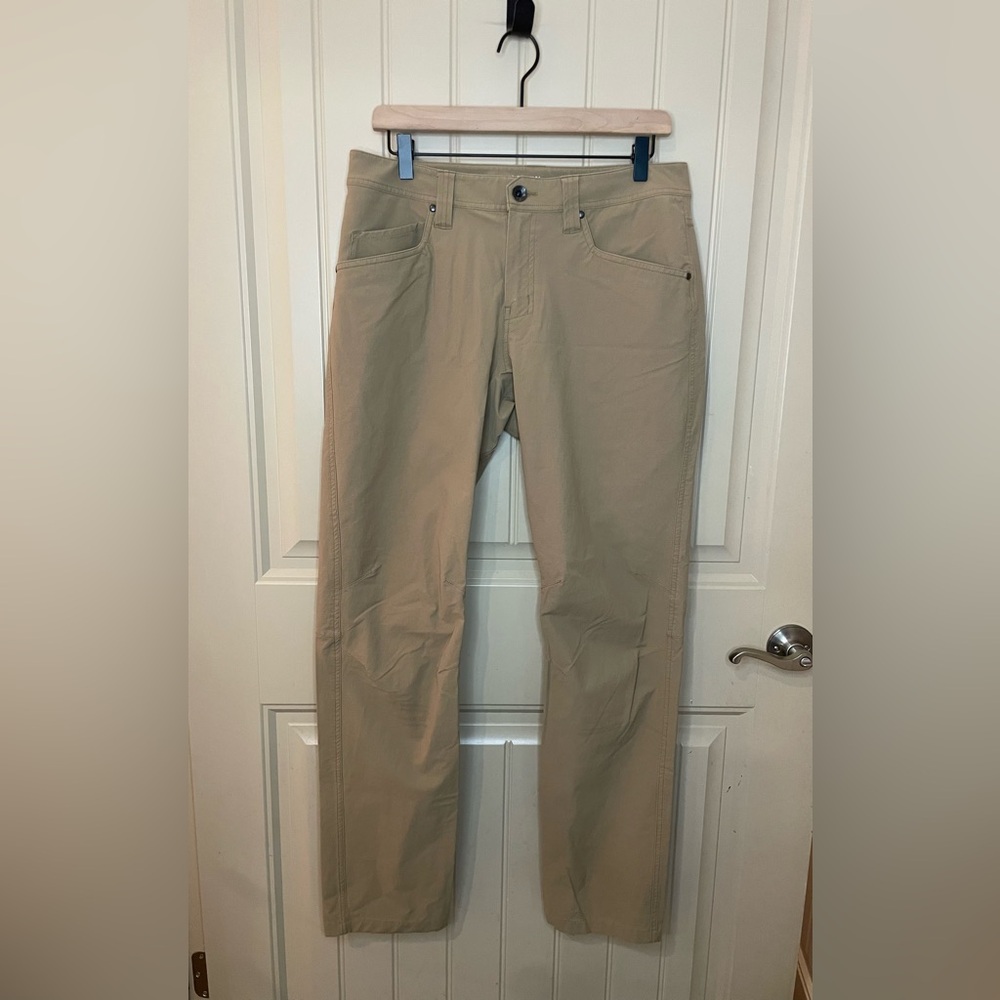 (SOLD) Arc'teryx Levon Technical Trekking Lightweight Hiking Pants Men's 32x32